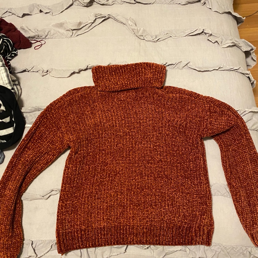 Turtle neck sweater